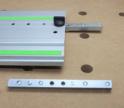 Fixation des butées longitudinales