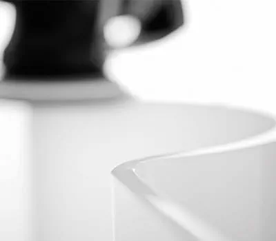 Ponçage du plexiglas