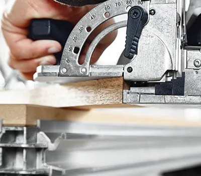 Adapter la hauteur de fraisage à la pièce