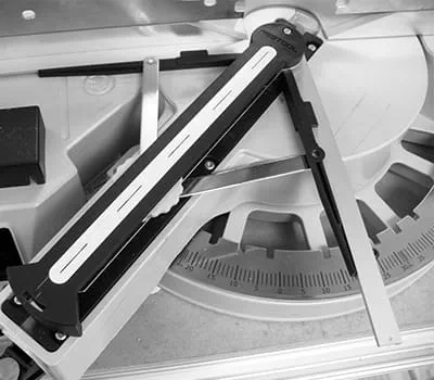 Report de l'angle sur l'autre côté