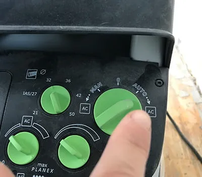 Bouton de mise en marche sur AUTO