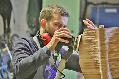 Paul de Livron dans son atelier.