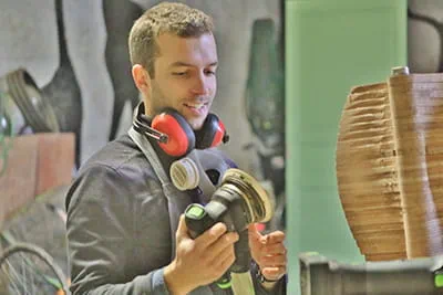 Paul de Livron dans son atelier.
