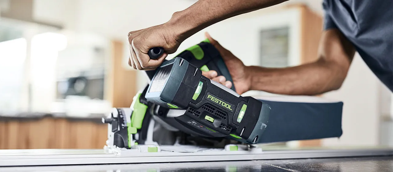 La technologie SawStop dans la scie circulaire sur table Festool TKS 80