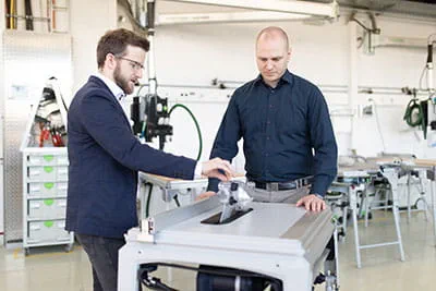 La technologie SawStop dans la scie circulaire sur table Festool TKS 80
