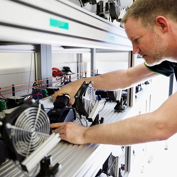 Les ponceuses sans fil Festool au laboratoire d'essai