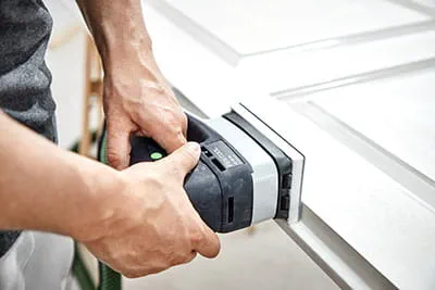 Ponçage avec la ponceuse linéaire Festool LS 130