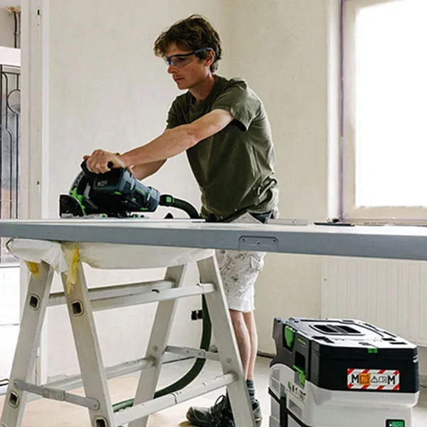 L'aspirateur compact sans fil est le compagnon idéal pour les travaux de montage et les petits travaux spontanés entre deux.