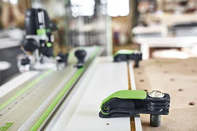 Le nouveau rail de guidage FS 2.0 Festool avec serre-joints MFT