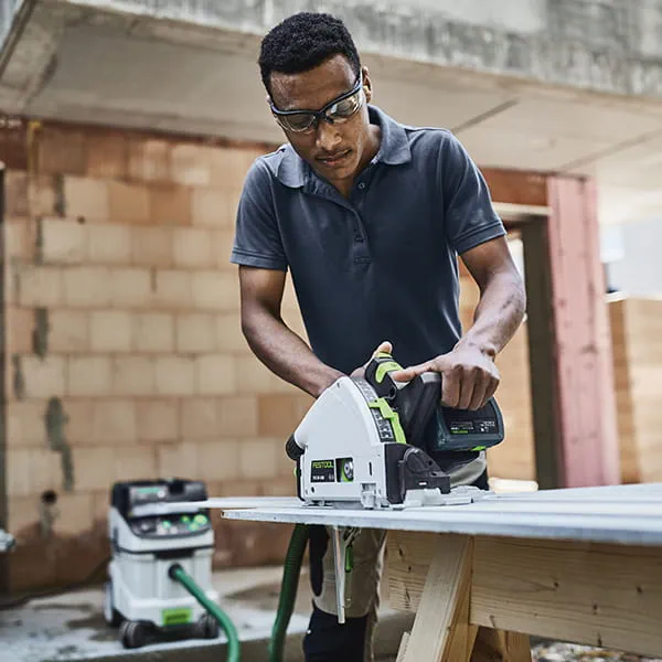 Festool présente la famille des scies plongeantes]