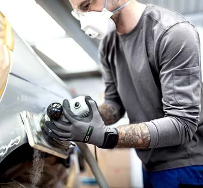 Les ponceuses sans fil Festool en action