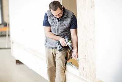 La perceuse-visseuse sans fil de Festool en action