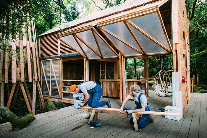 Préparation de la surface avec les outils sans fil de Festool