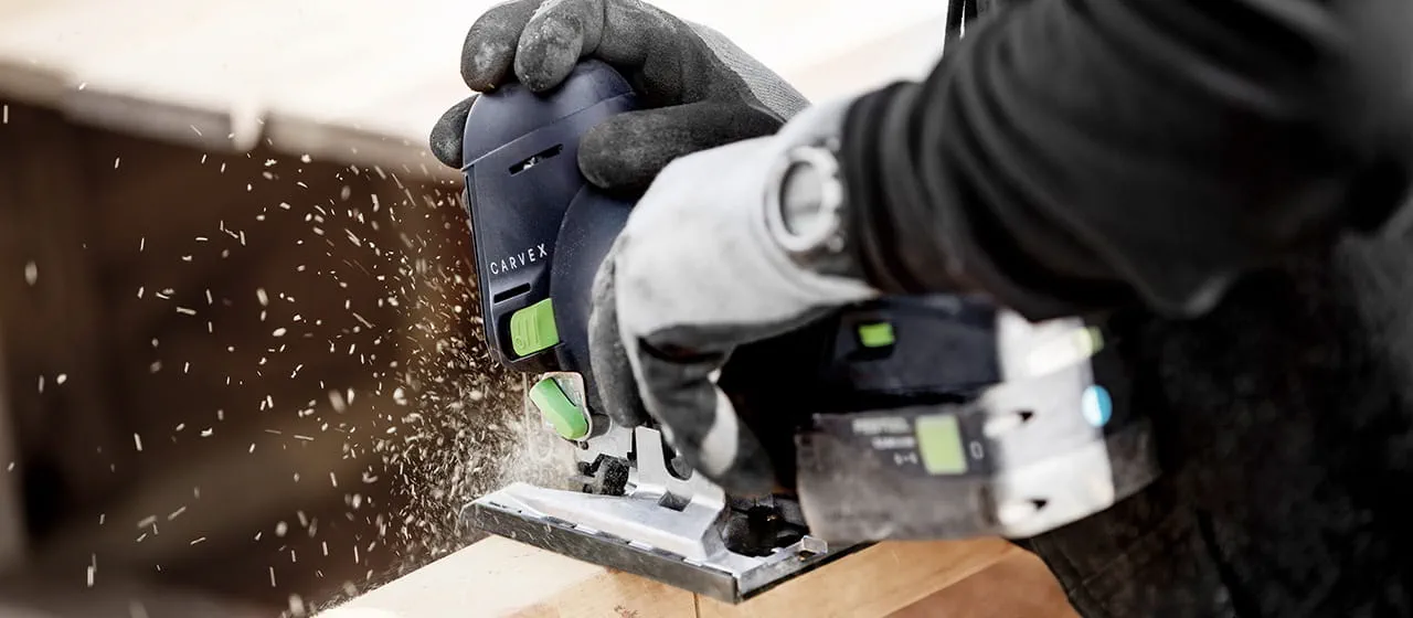 Les menuisiers de l'entreprise Starkholz se sont spécialisés dans la fabrication d'aires de jeux