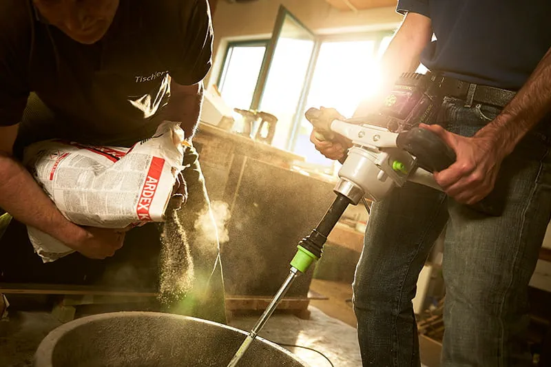 La perceuse sans fil de Festool en action