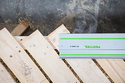 Le rail de guidage Festool en action